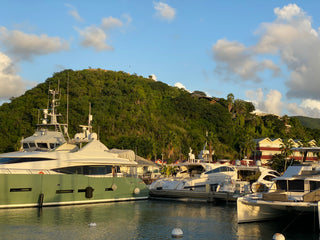 Marigot Bay Marina St. Martin Katamaran Meilentörn Karibik