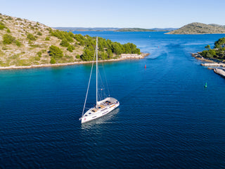 Enge Und Untiefe Passage Zum Talascica Nationalpark Geschafft Mit Hanse 510 Tropea Bei Hochsee Skipper Training Meilentoern In Kroatien