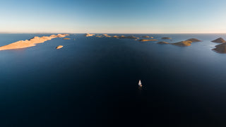 Atemberaubendes Abendsegeln In den Kornaten Bildaufnahme Von Oben Unserer Hanse 510 Tropea Bei Hochsee Skipper Training Meilentoern In Kroatien