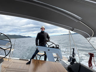 Segelschüler Bei Amwindsegeln Und Hervorragende Segeleigenschaften Unserer Hanse 510 Tropea Bei Hochsee Skipper Training Meilentoern In Kroatien